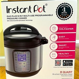 Instant Pot Duo Plus (like new)